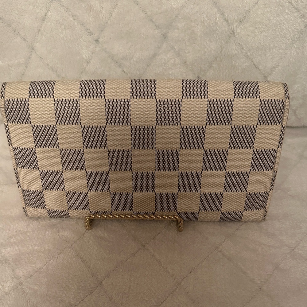 Louis Vuitton Azur Sarah Wallet - Picture 2 of 10